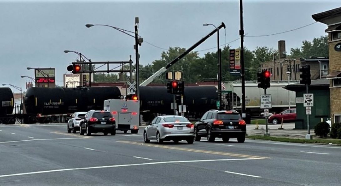 Study to improve safety at rail grade crossings in Illinois